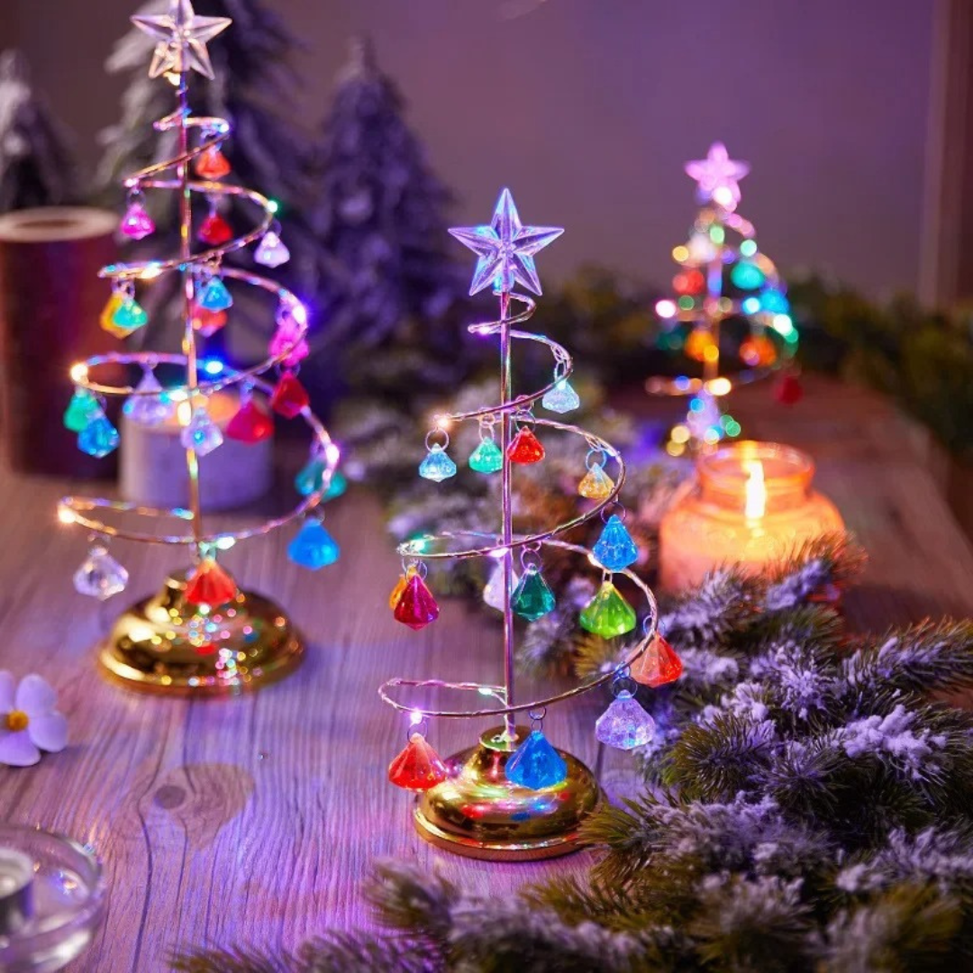 Árvore de Natal em Metal Iluminada com Luzes e Pingentes