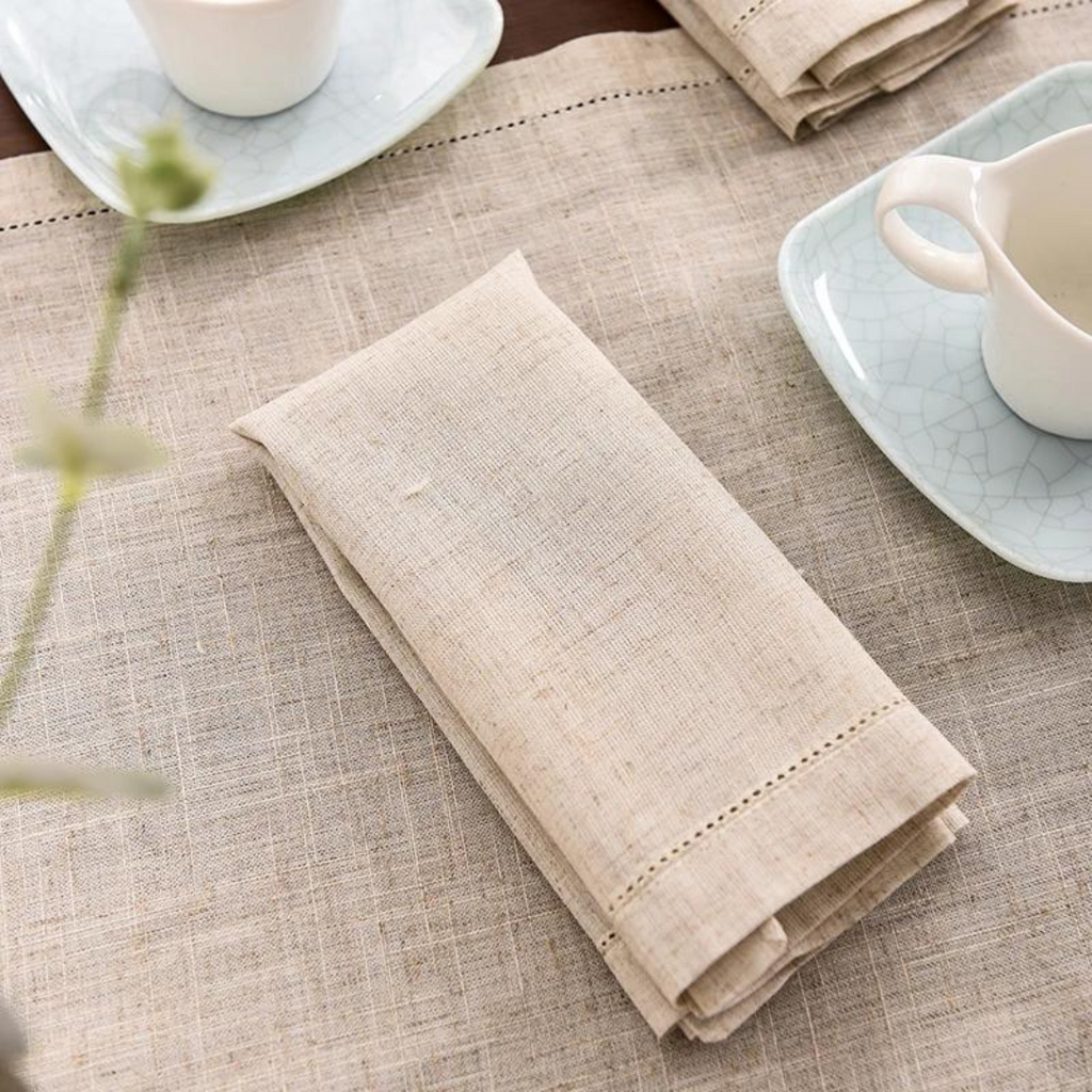 Conjunto de 12 Peças de Guardanapo de Mesa em Linho
