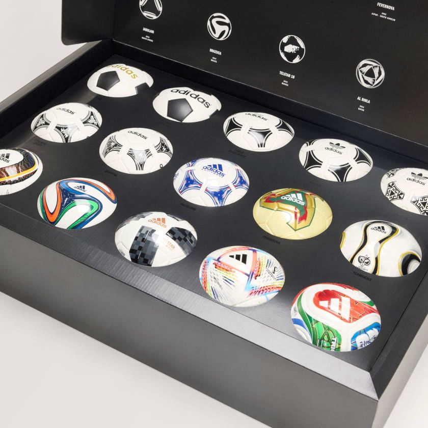 Kit de Minibolas Históricas da Copa do Mundo FIFA™