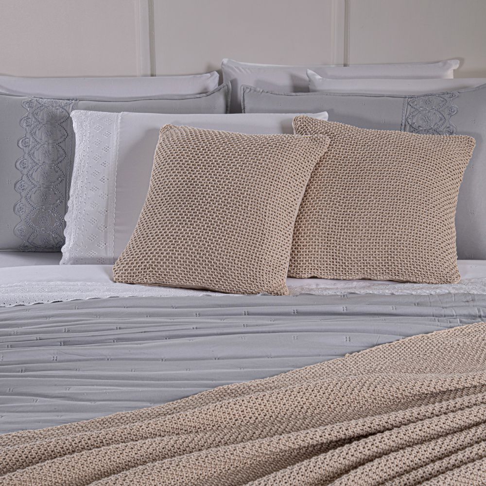 Kit Cama Posta Serena Percal 300 Fios Bordado Inglês Branco/Cinza/Marfim