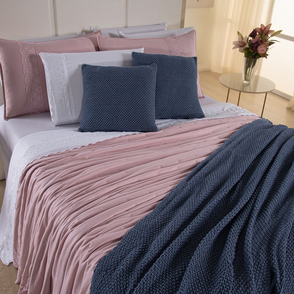 Kit Cama Posta Serena Percal 300 Fios Bordado Inglês Branco/Rosê/Azul