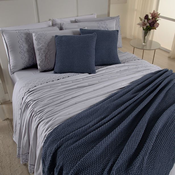 Kit Cama Posta Serena Percal 300 Fios Bordado Inglês Cinza/Azul