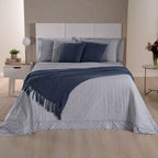 Kit Cama Posta Serena Percal 300 Fios Bordado Inglês Cinza/Azul