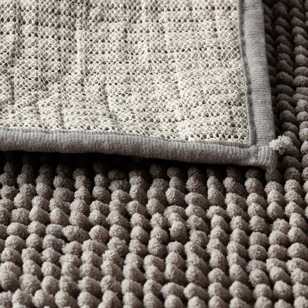 Tapete De Banheiro Bolinha Popcorn Antiderrapante 40x60cm Chenille Fendi
